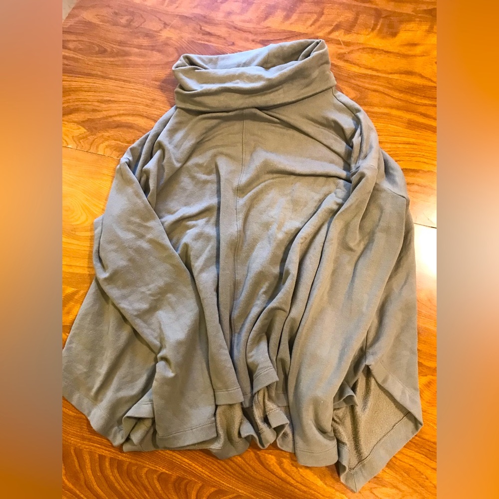 Fleece sweatshirt
